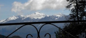 Ξενώνας Βικτώρια - Λουτρά Αμάραντου - Θέα από μπλακόνι
